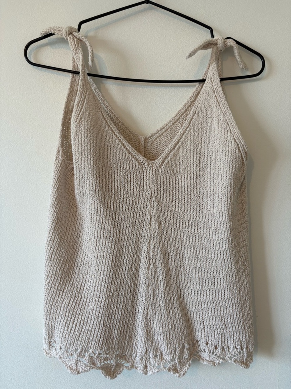 Saltwater Luxe Beige Knit Tie-Shoulder V-Neck Tank. L